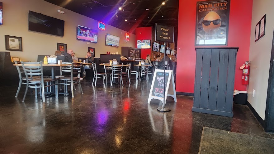 Cluckers dining room with TVs and AV